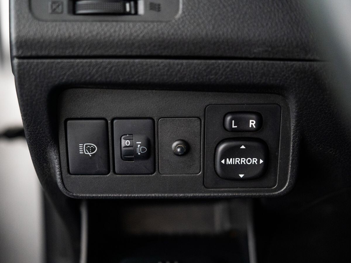 Toyota Corolla 2007 - фото автомобиля