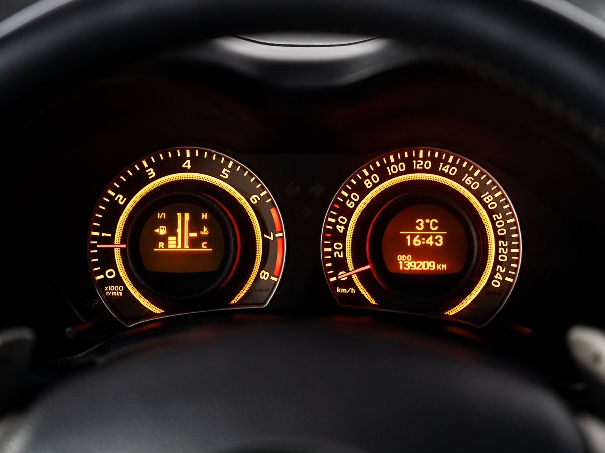 Toyota Corolla 2007 - фото автомобиля