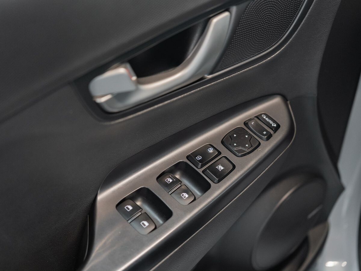 Hyundai Kona 2017 - фото автомобиля