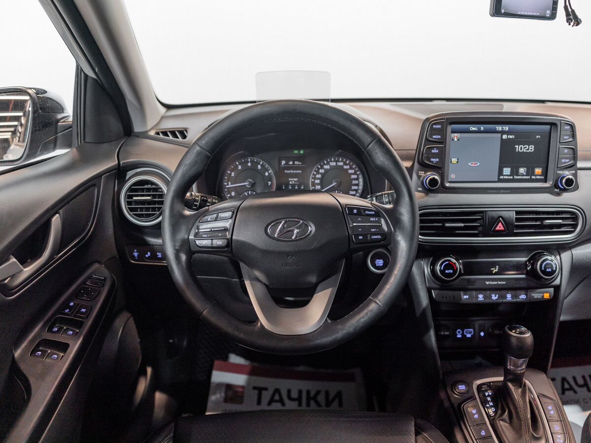 Hyundai Kona 2017 - фото автомобиля