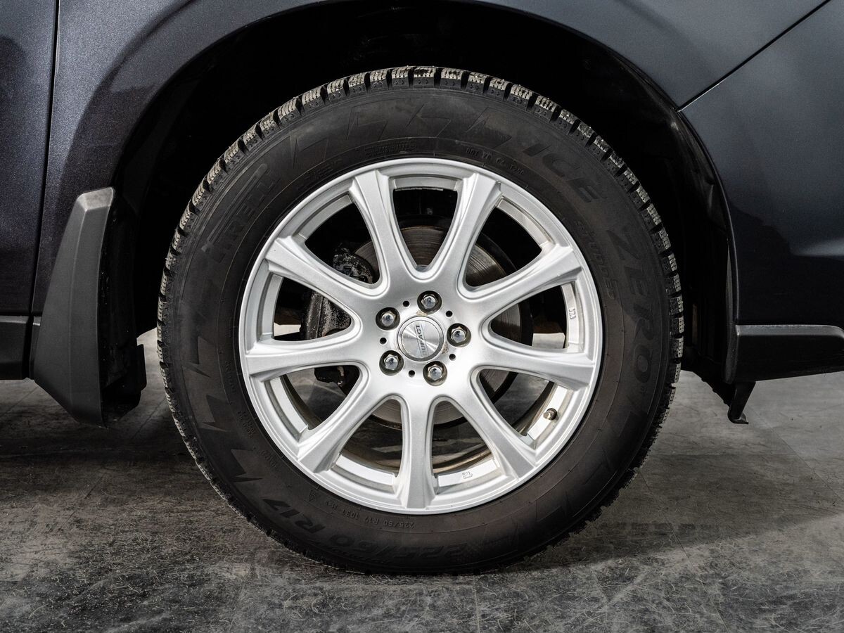 Subaru Forester 2018 - фото автомобиля