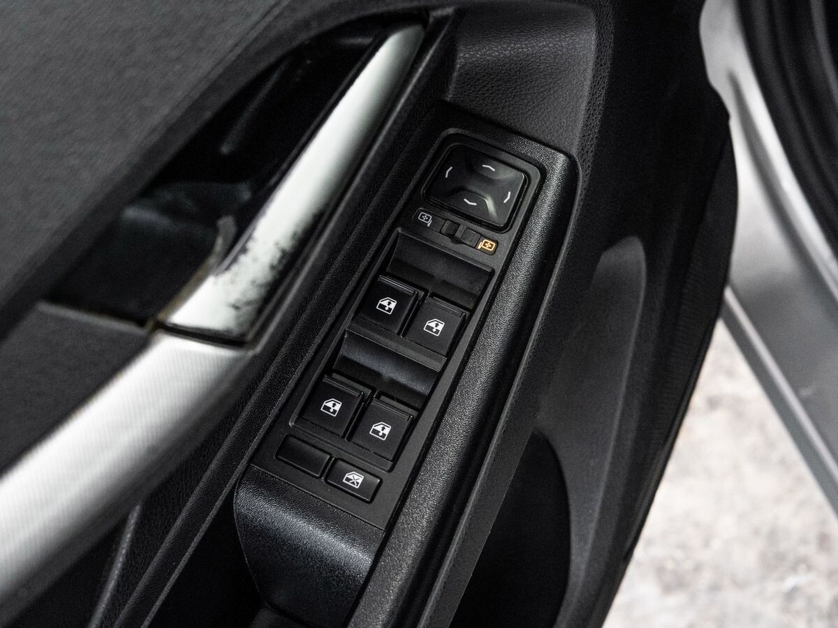 Lada (ВАЗ) Vesta 2021 - фото автомобиля