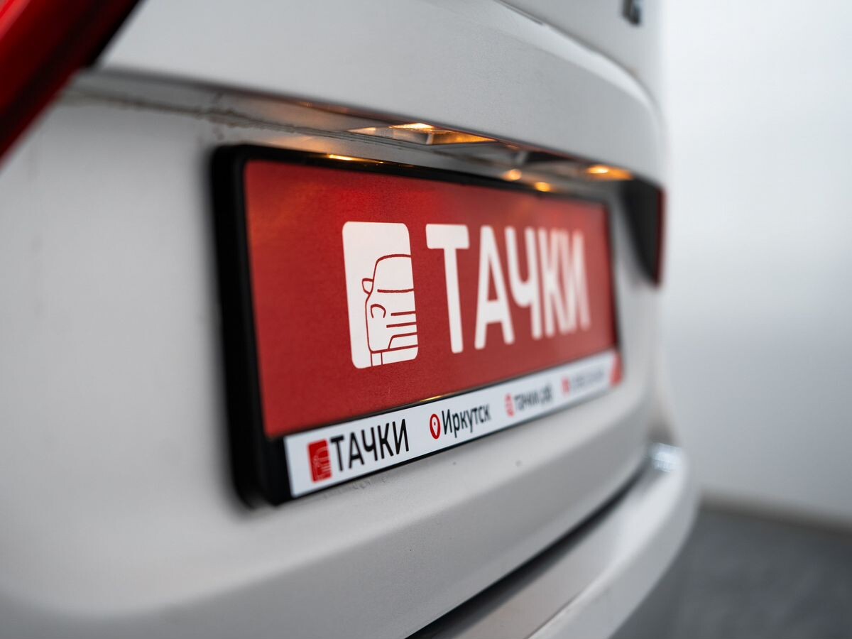 Lada (ВАЗ) Vesta 2021 - фото автомобиля