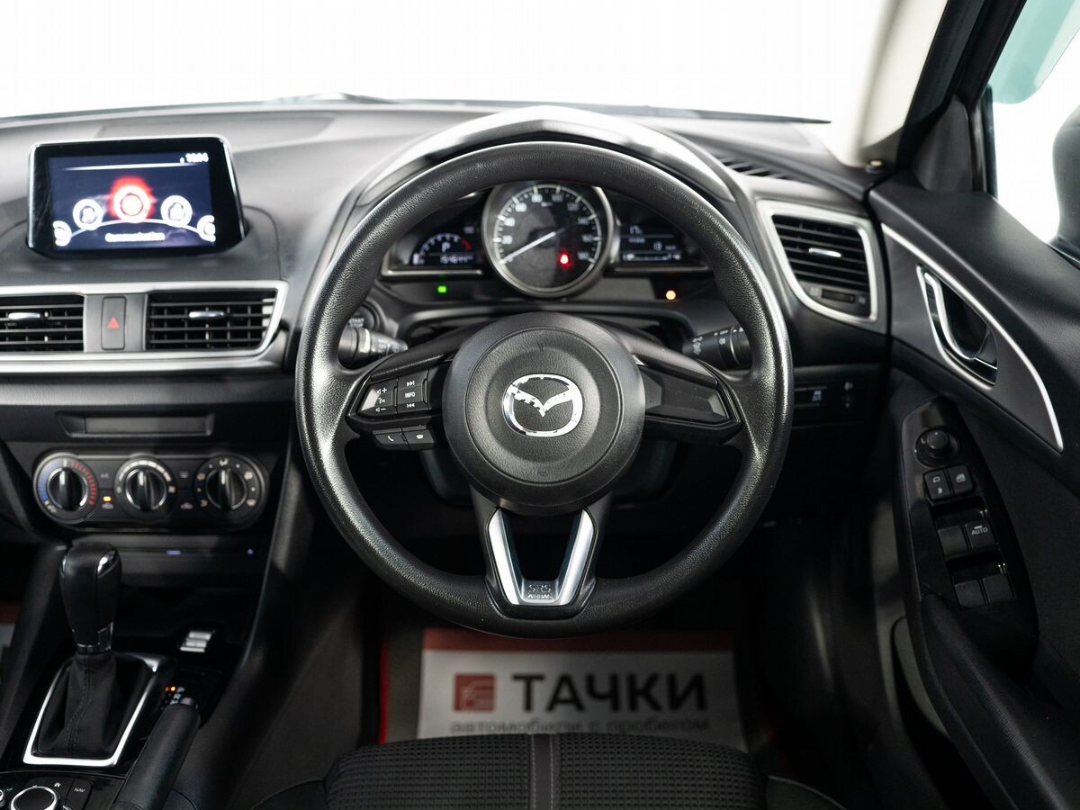 Mazda Axela 2017 - фото автомобиля