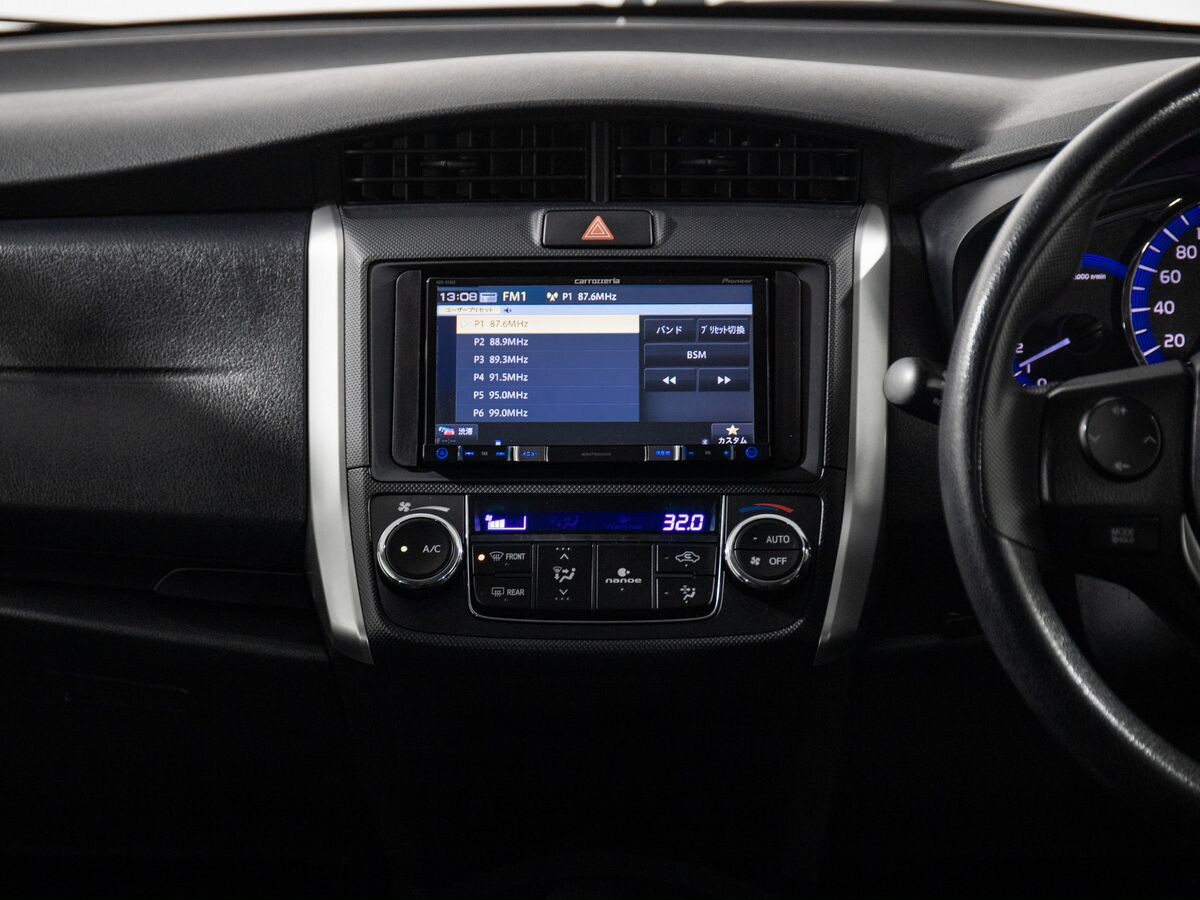 Toyota Corolla 2019 - фото автомобиля