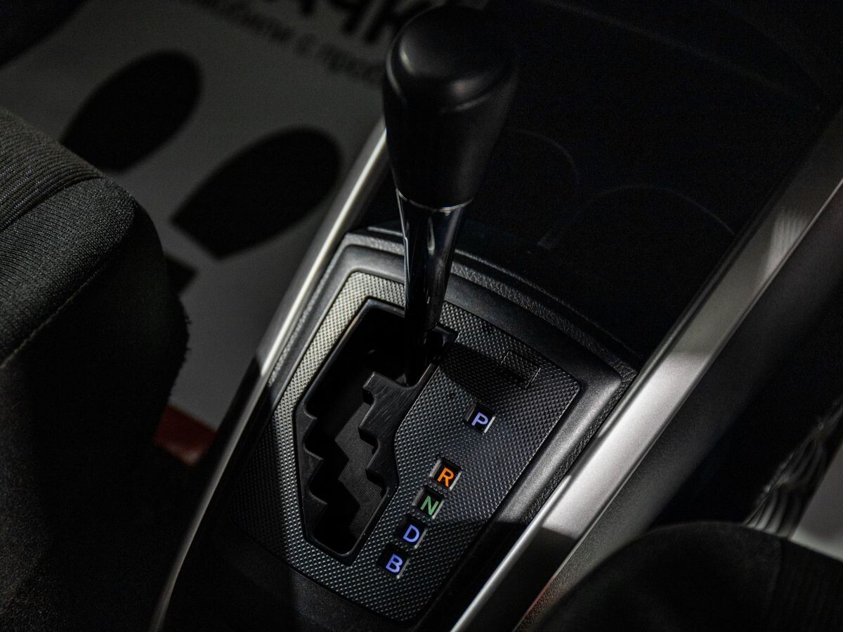 Toyota Corolla 2019 - фото автомобиля