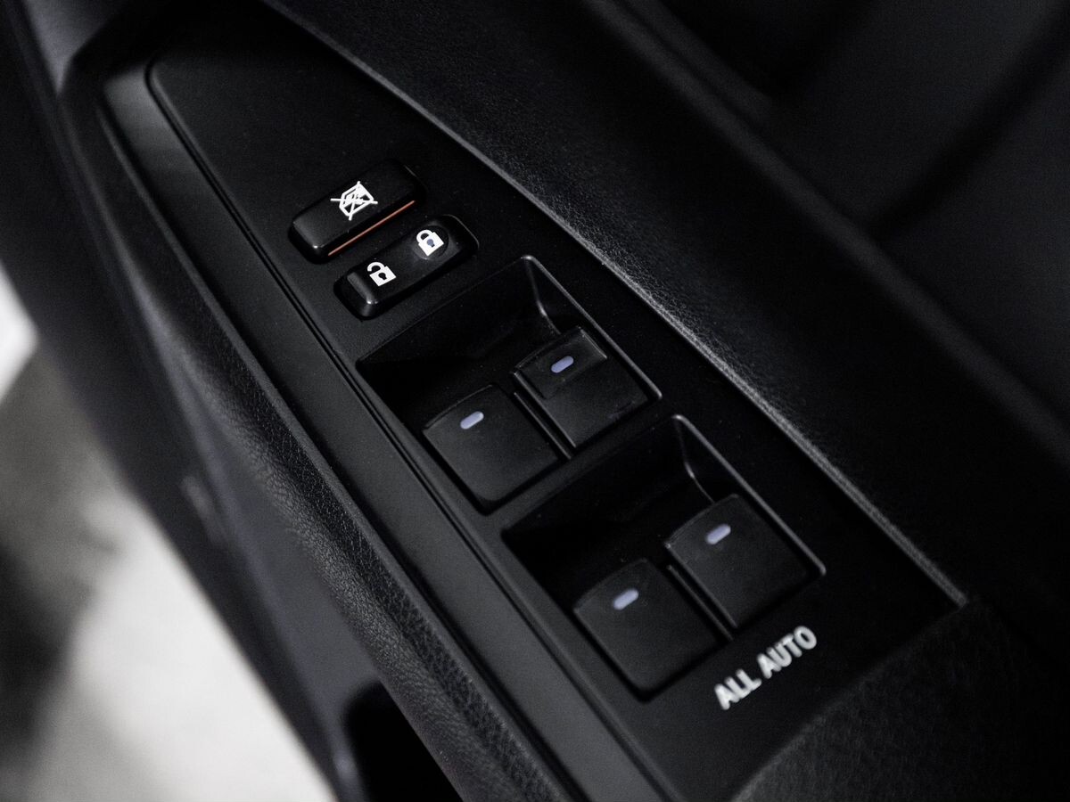 Toyota Corolla 2019 - фото автомобиля