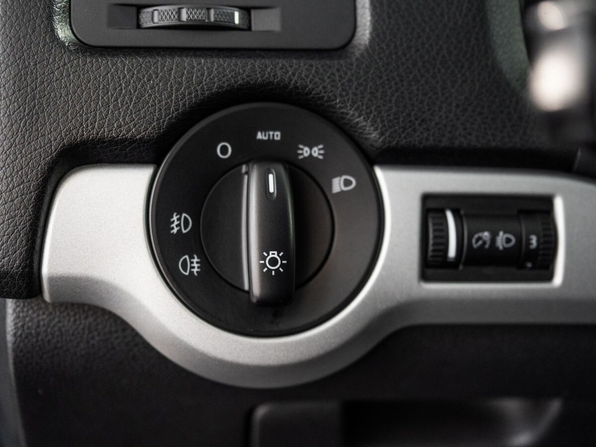 Skoda Octavia 2012 - фото автомобиля