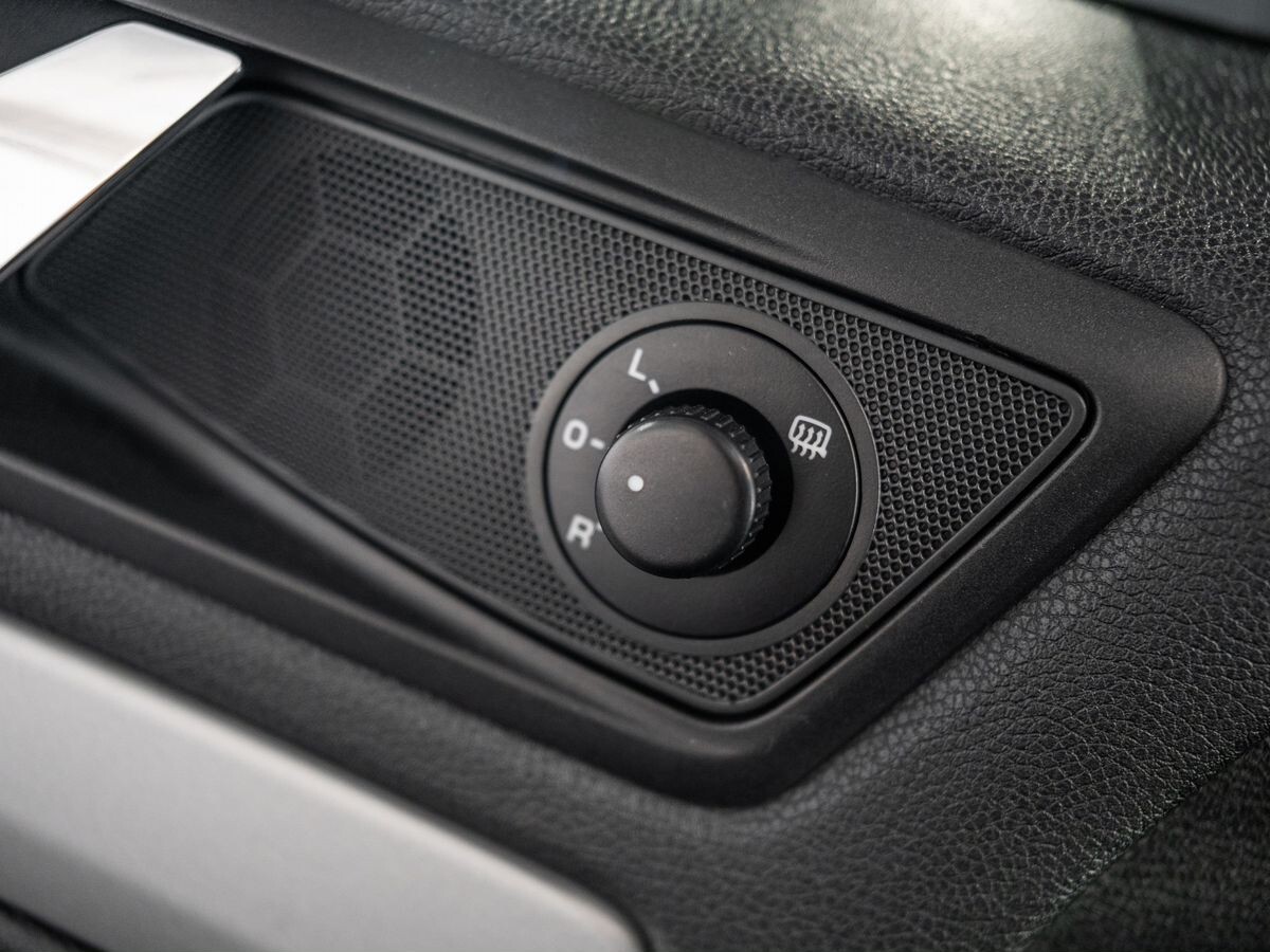 Skoda Octavia 2012 - фото автомобиля