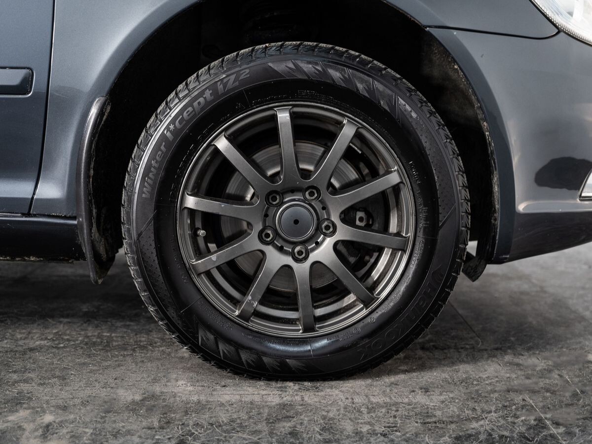 Skoda Octavia 2012 - фото автомобиля