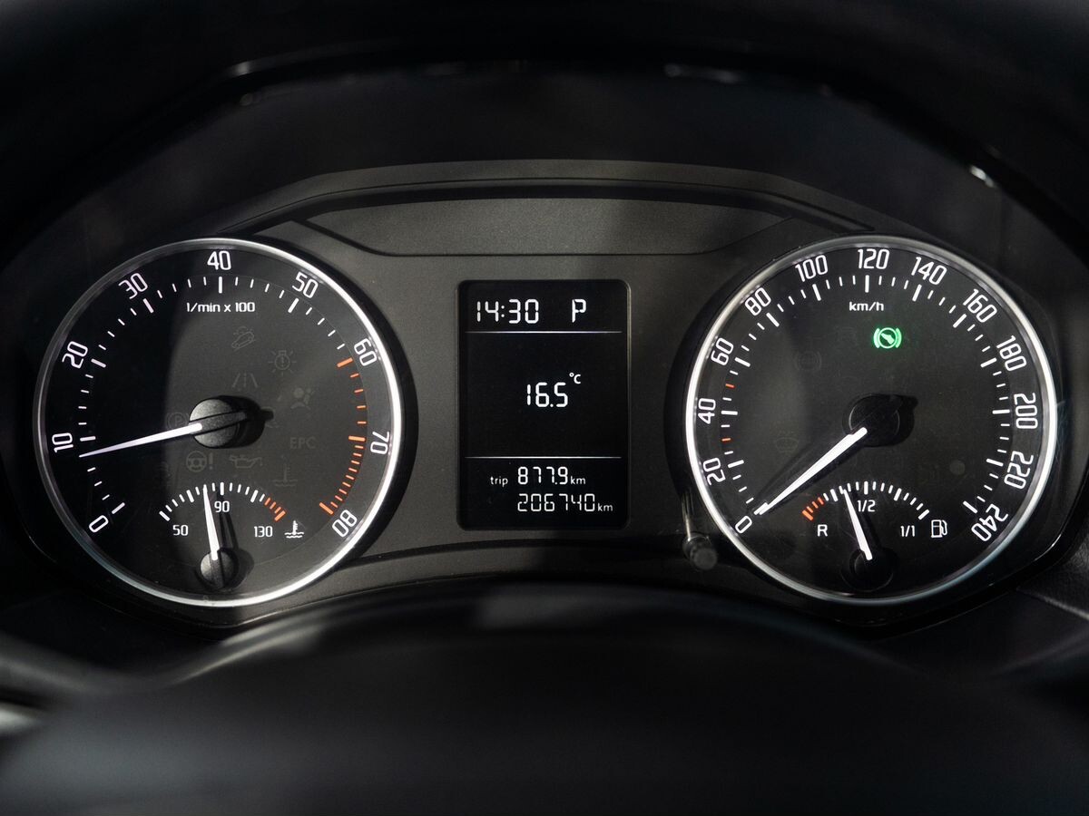 Skoda Octavia 2012 - фото автомобиля