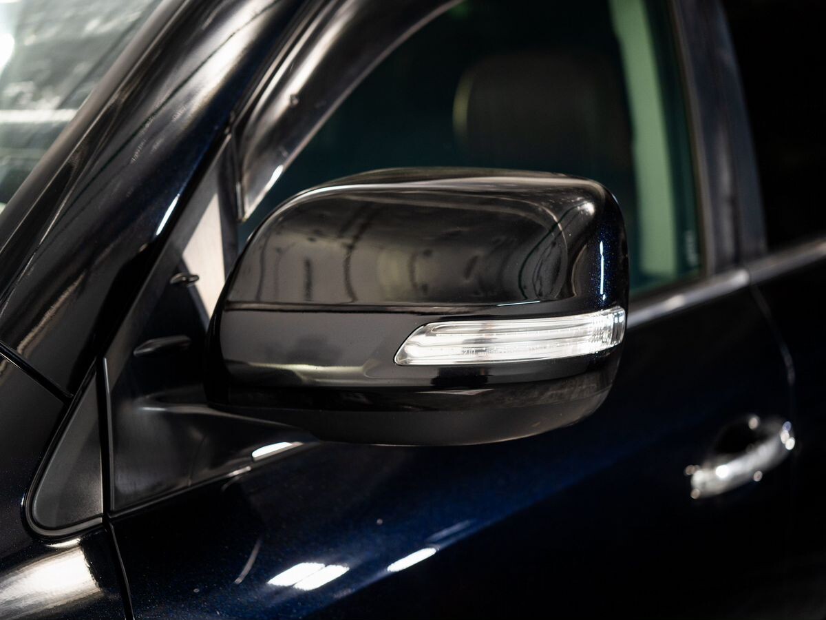 Toyota Land Cruiser 2016 - фото автомобиля