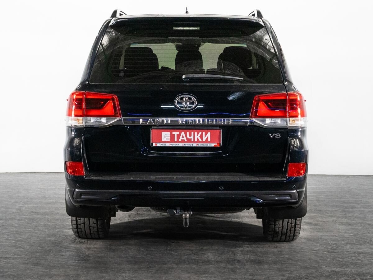 Toyota Land Cruiser 2016 - фото автомобиля