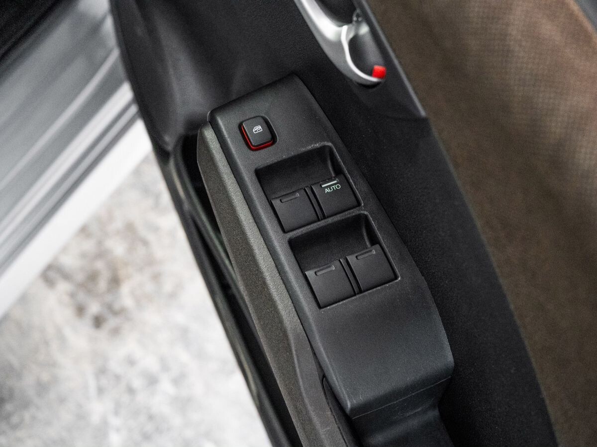 Honda Fit Shuttle 2014 - фото автомобиля