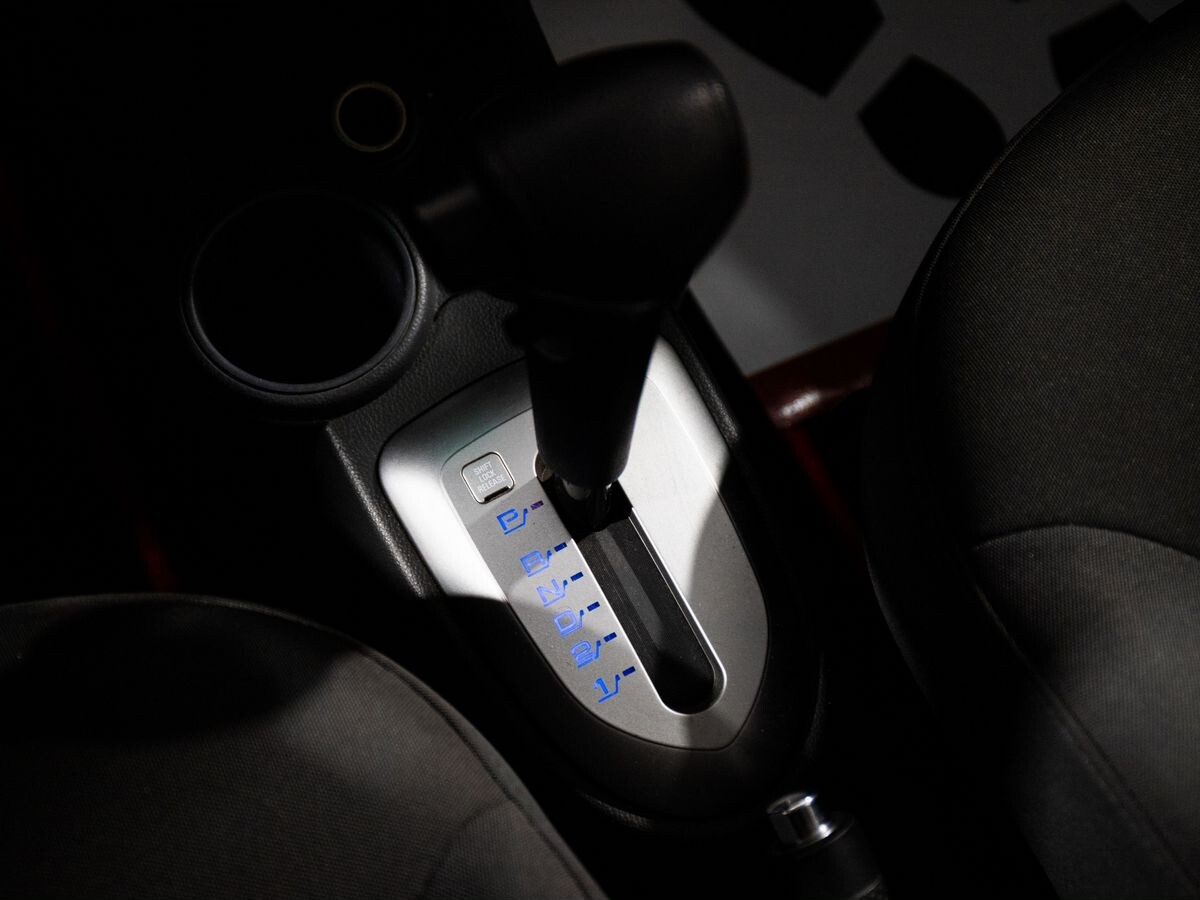 Chevrolet Spark 2012 - фото автомобиля