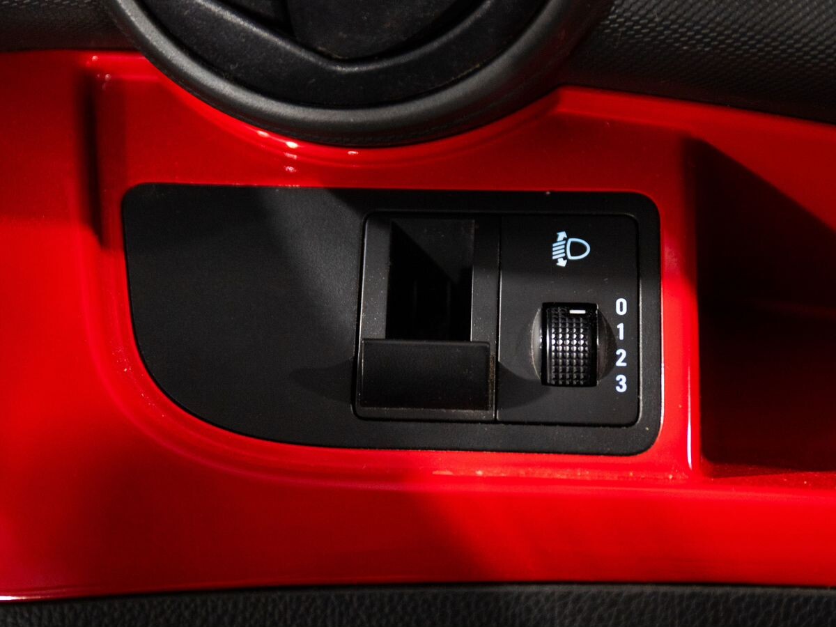 Chevrolet Spark 2012 - фото автомобиля