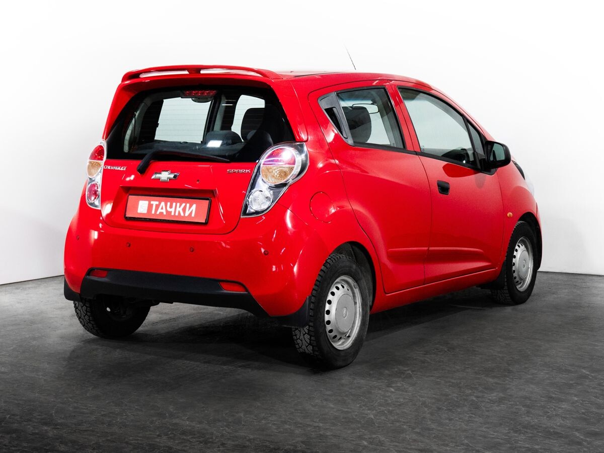 Chevrolet Spark 2012 - фото автомобиля