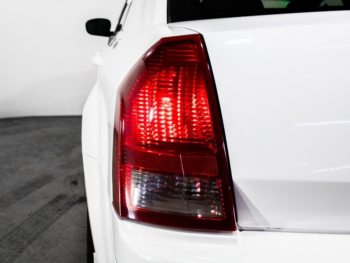 Chrysler 300C 2005 - фото автомобиля