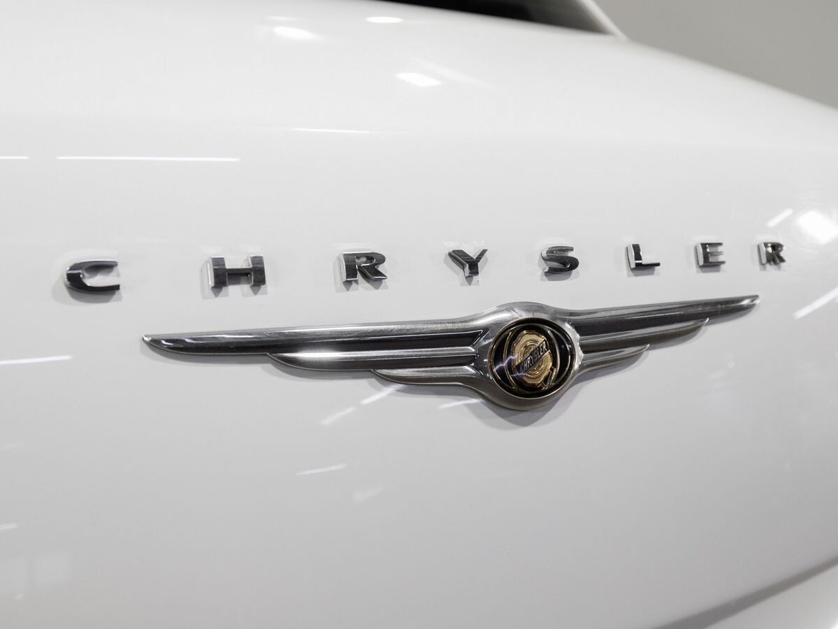 Chrysler 300C 2005 - фото автомобиля