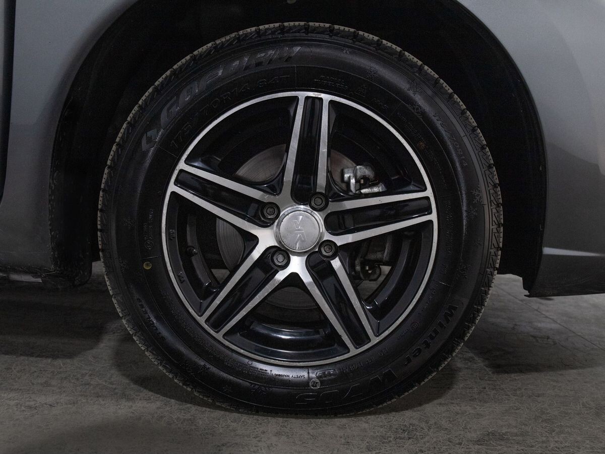 Nissan Note 2016 - фото автомобиля