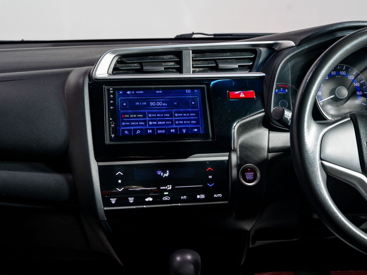 Honda Fit 2016 - фото автомобиля