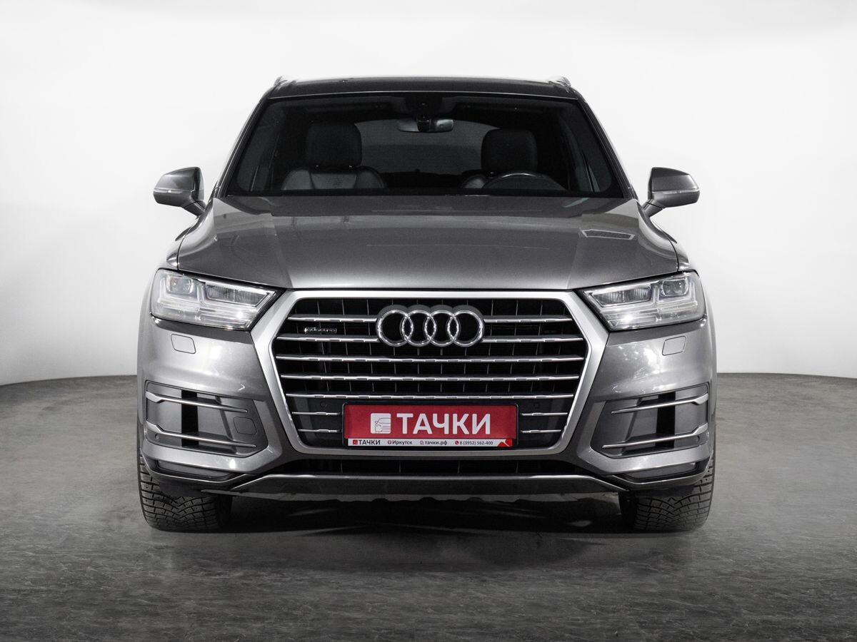 Audi Q7 2019 - фото автомобиля