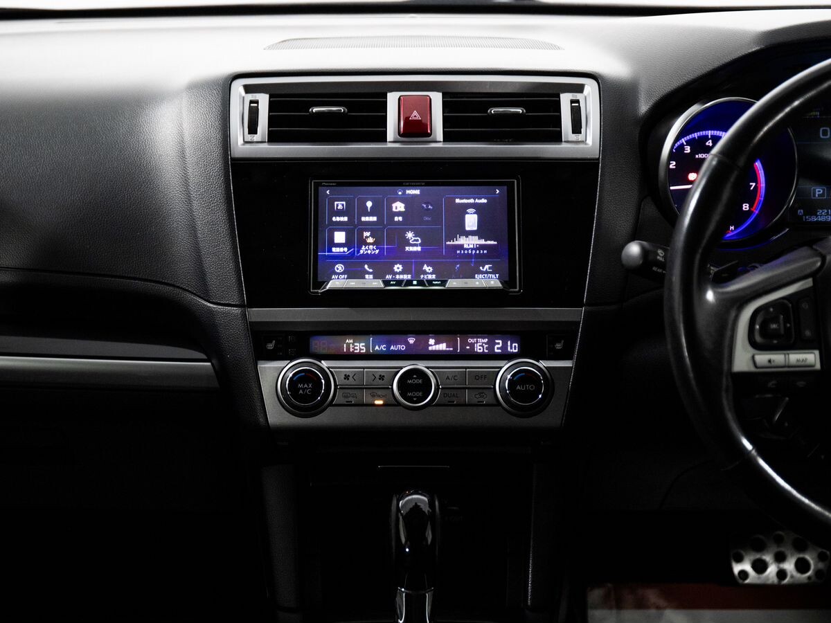 Subaru Outback 2017 - фото автомобиля