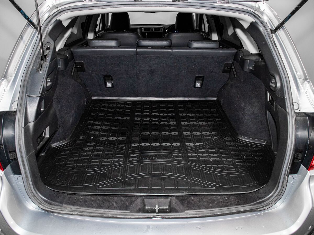 Subaru Outback 2017 - фото автомобиля