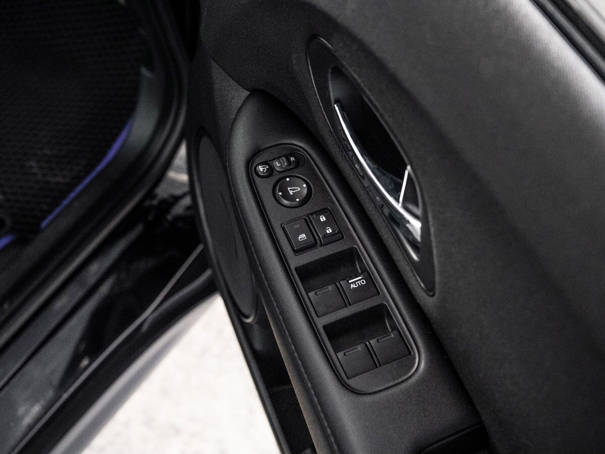 Honda Vezel 2017 - фото автомобиля