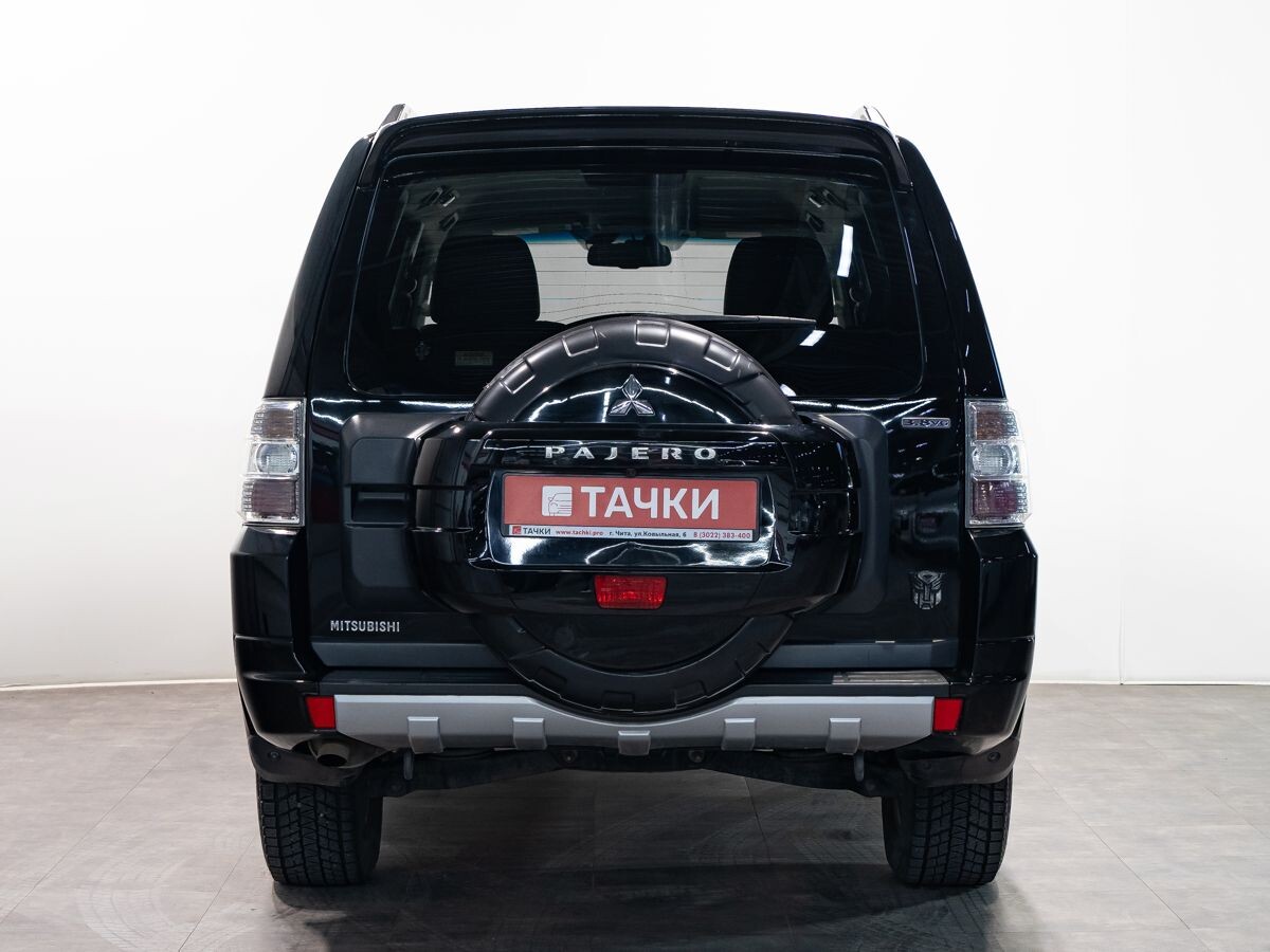 Mitsubishi Pajero 2011 - фото автомобиля