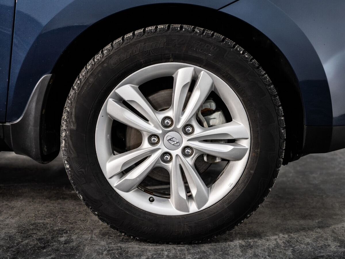 Hyundai ix35 2010 - фото автомобиля