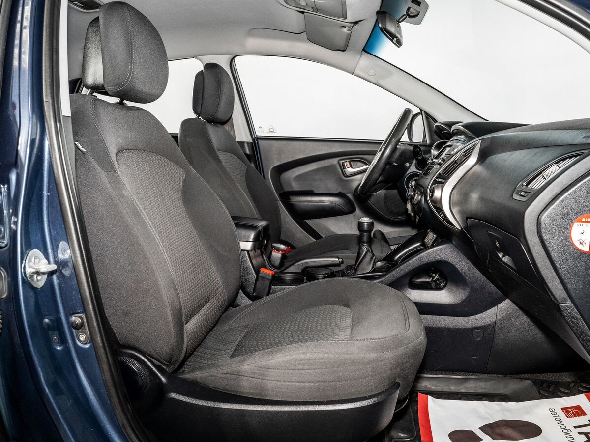 Hyundai ix35 2010 - фото автомобиля