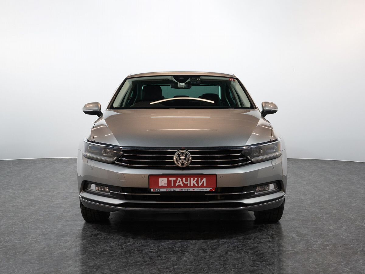 Volkswagen Passat 2015 - фото автомобиля