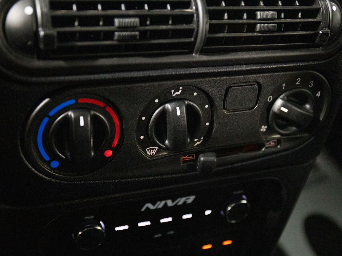 Chevrolet Niva 2019 - фото автомобиля