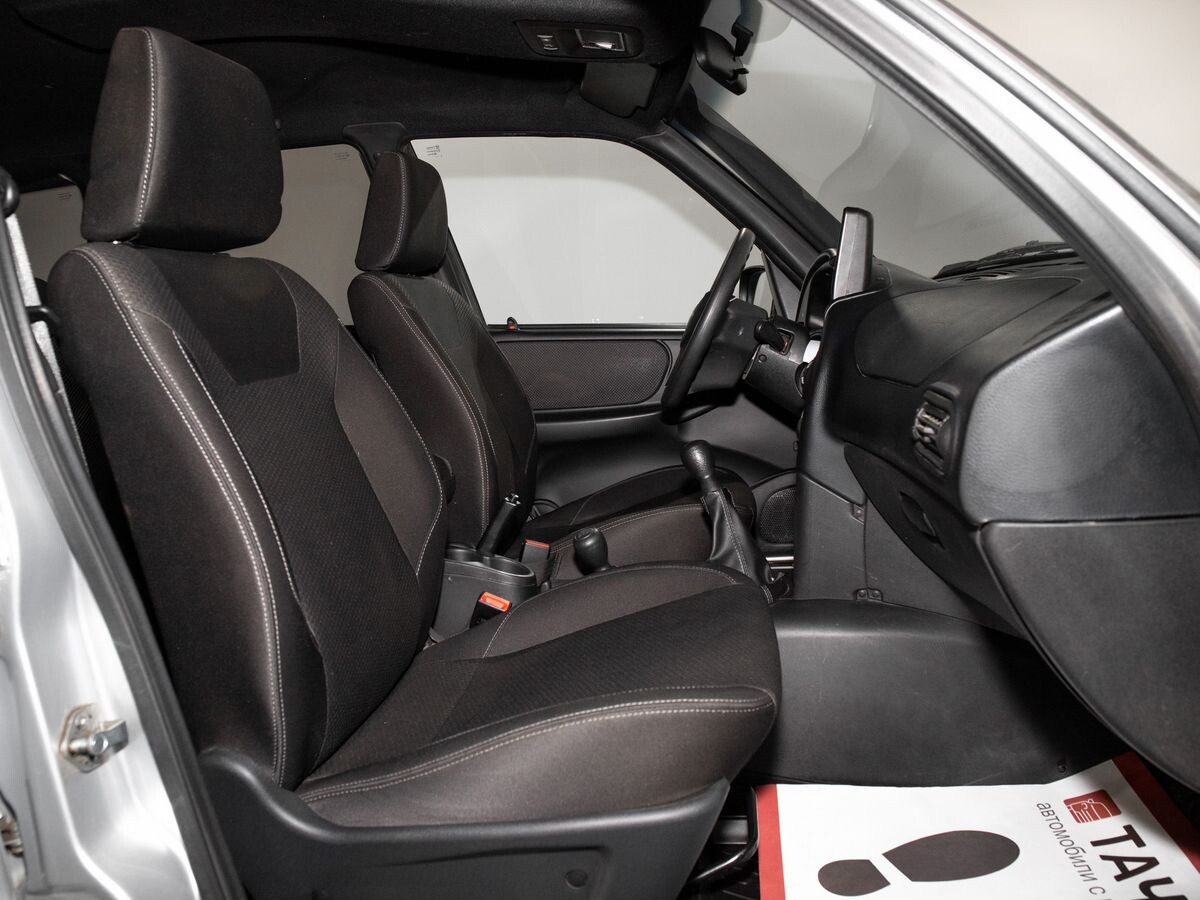 Chevrolet Niva 2019 - фото автомобиля