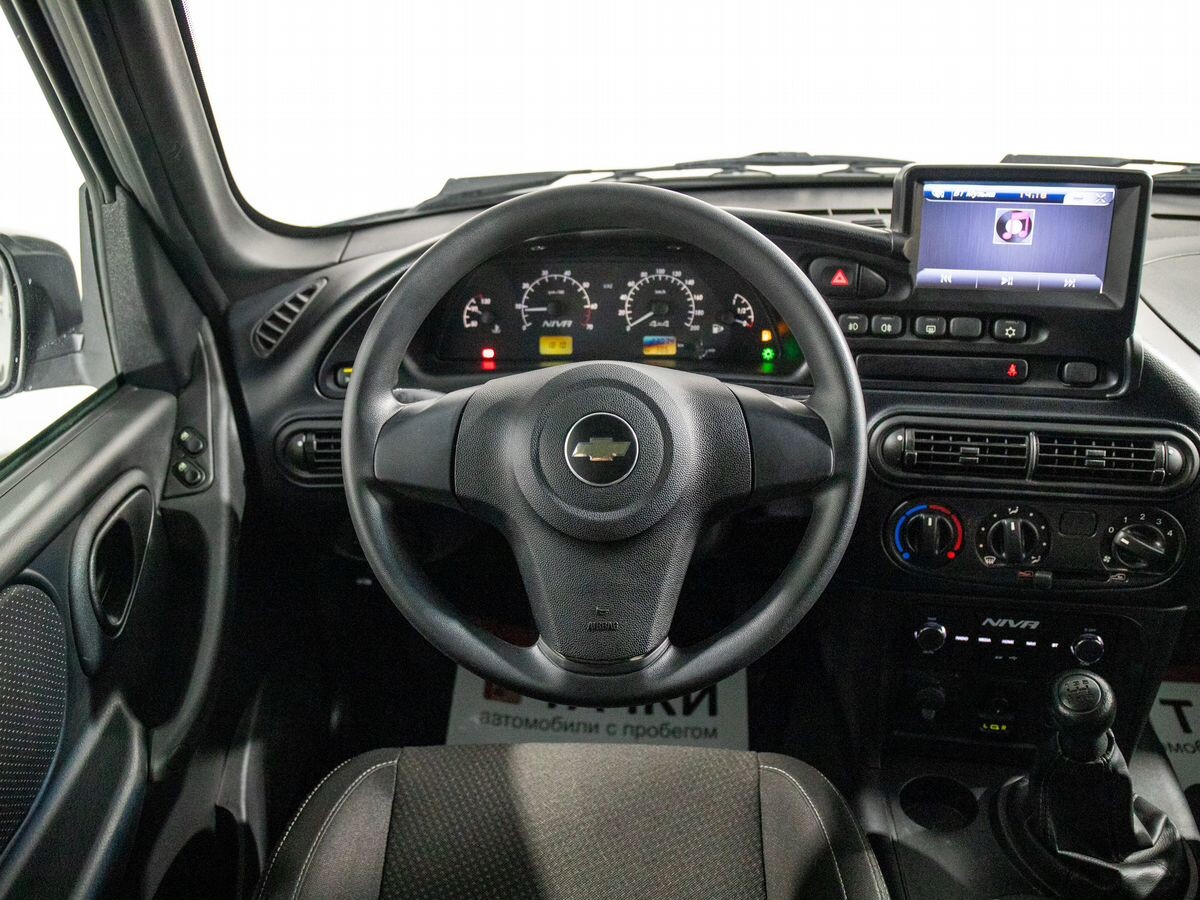 Chevrolet Niva 2019 - фото автомобиля