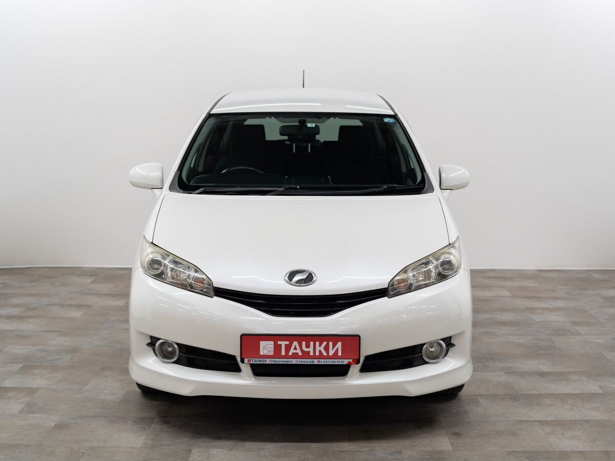 Toyota Wish 2010 - фото автомобиля