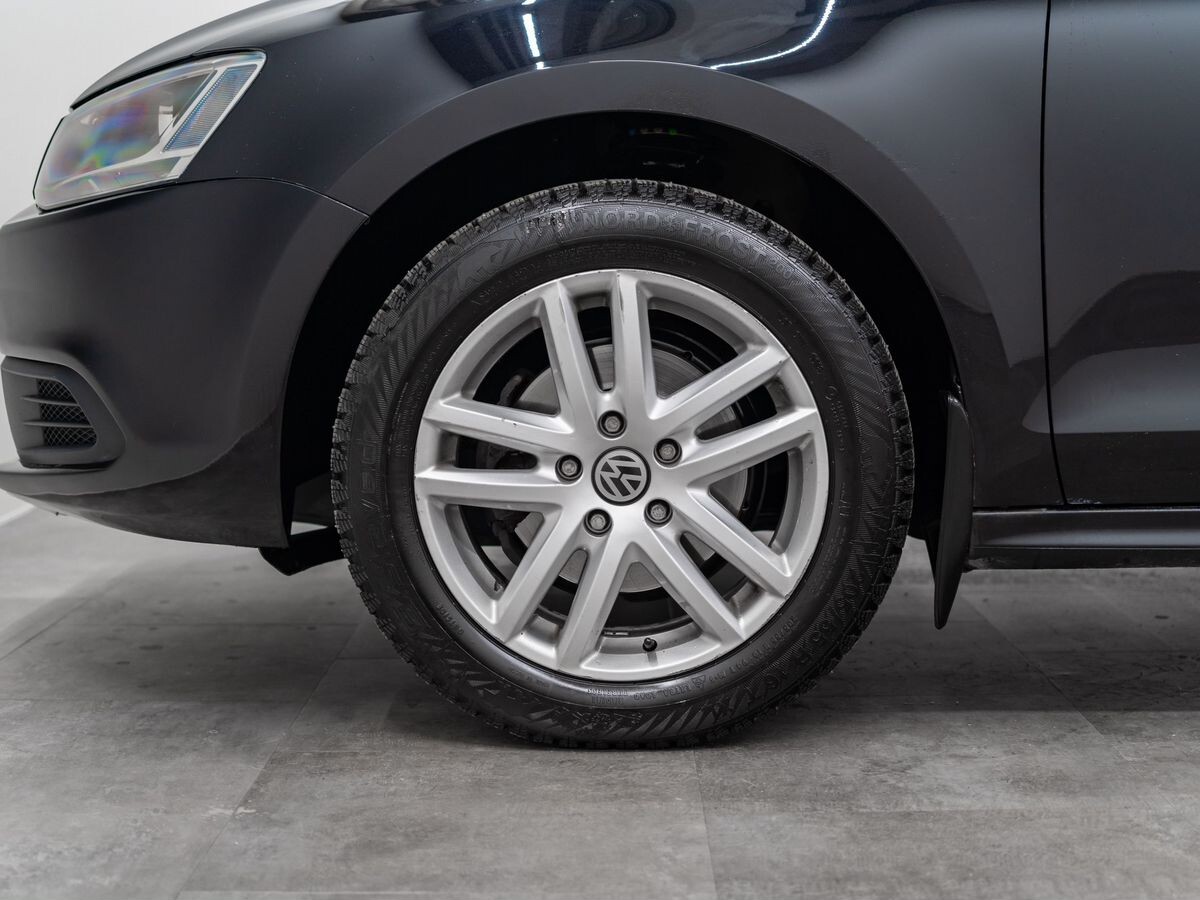 Volkswagen Jetta 2014 - фото автомобиля