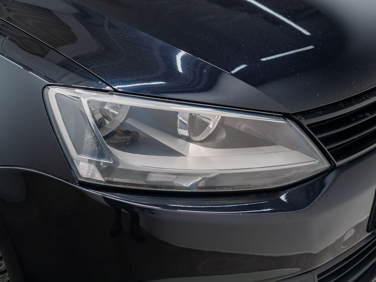 Volkswagen Jetta 2014 - фото автомобиля