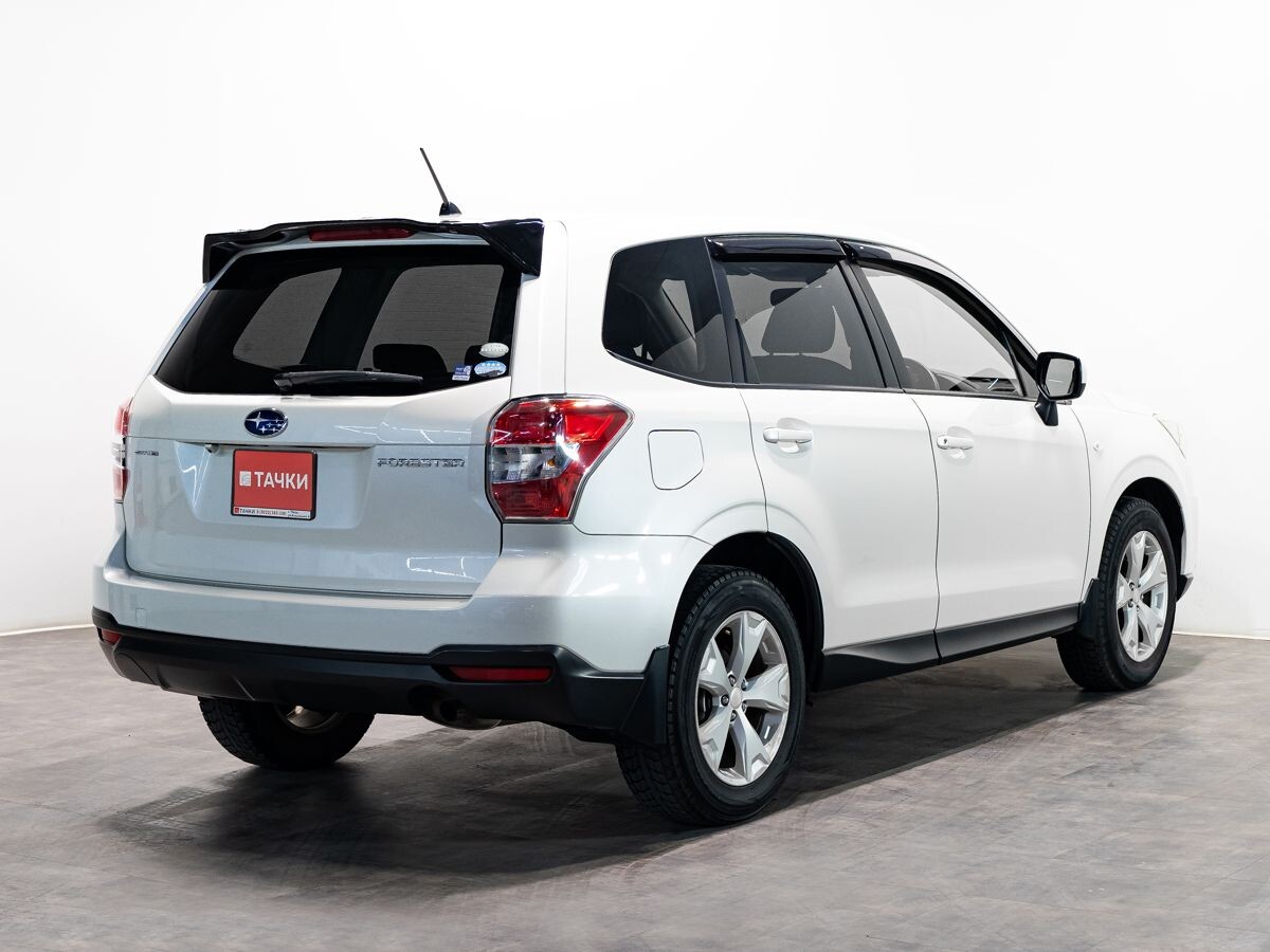 Subaru Forester 2013 - фото автомобиля
