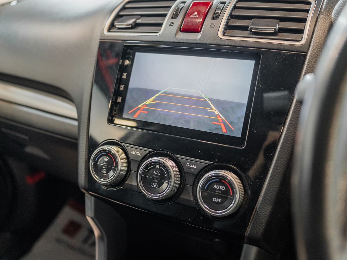 Subaru Forester 2015 - фото автомобиля