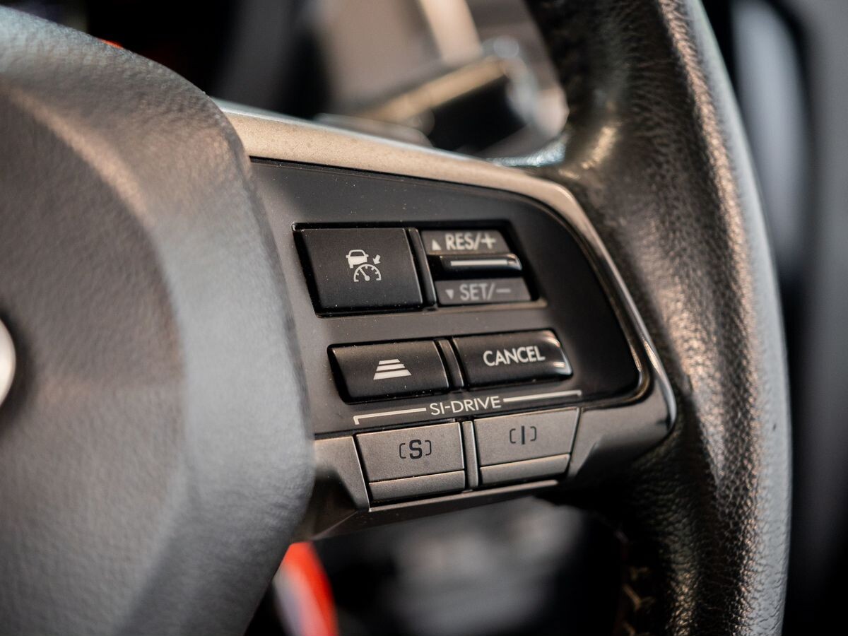 Subaru Forester 2015 - фото автомобиля