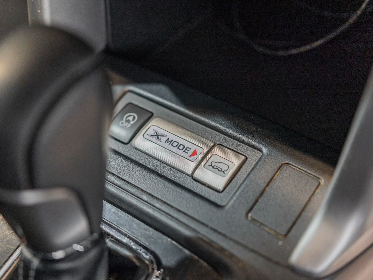 Subaru Forester 2015 - фото автомобиля