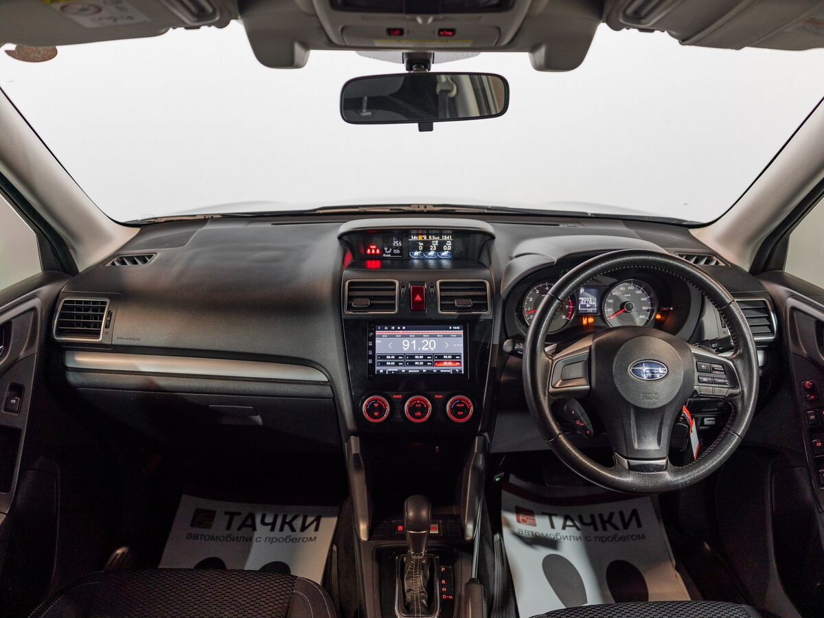 Subaru Forester 2015 - фото автомобиля