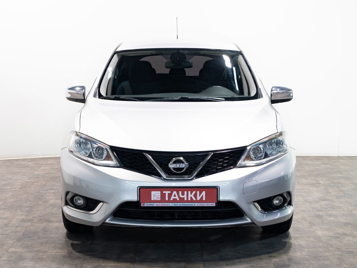 Nissan Tiida 2015 - фото автомобиля