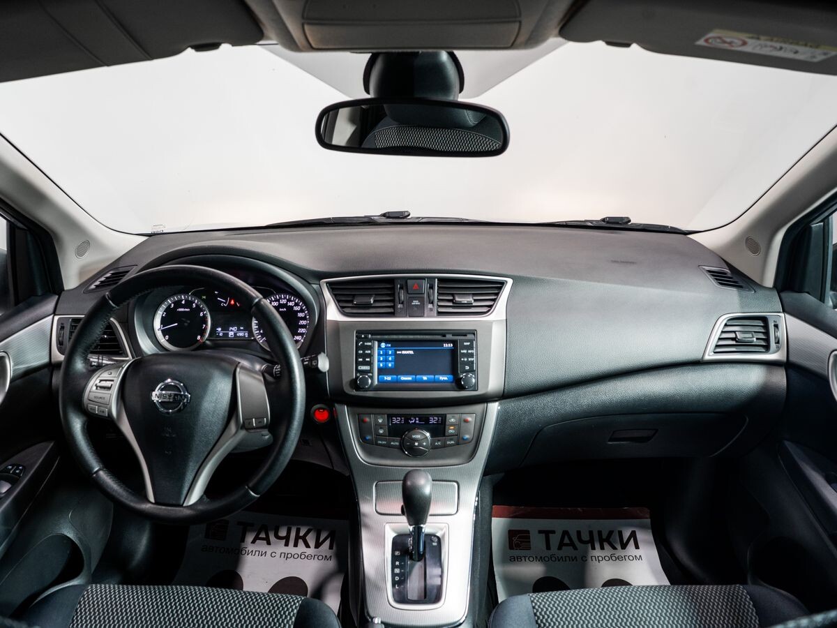 Nissan Tiida 2015 - фото автомобиля