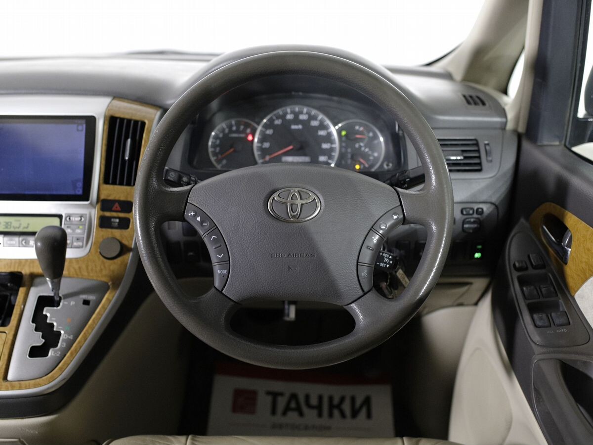Toyota Alphard 2007 - фото автомобиля