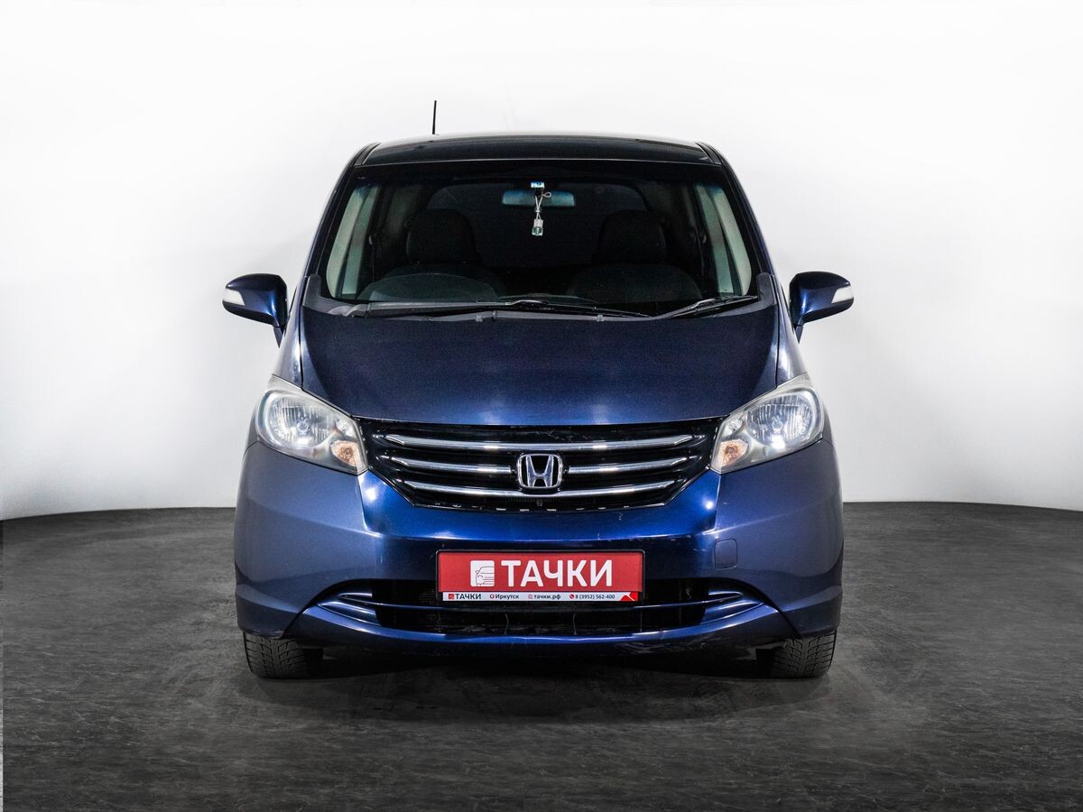 Honda Freed 2011 - фото автомобиля