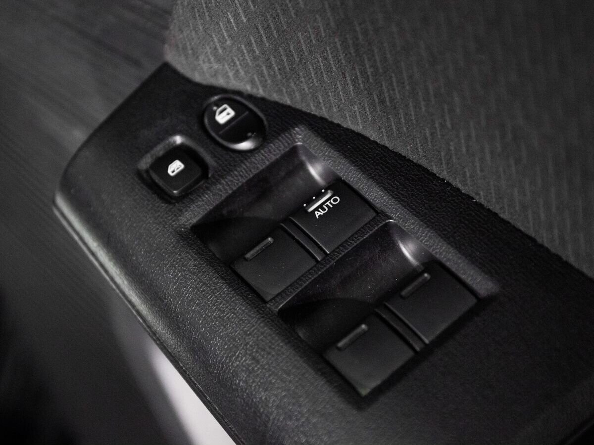 Honda Freed 2011 - фото автомобиля