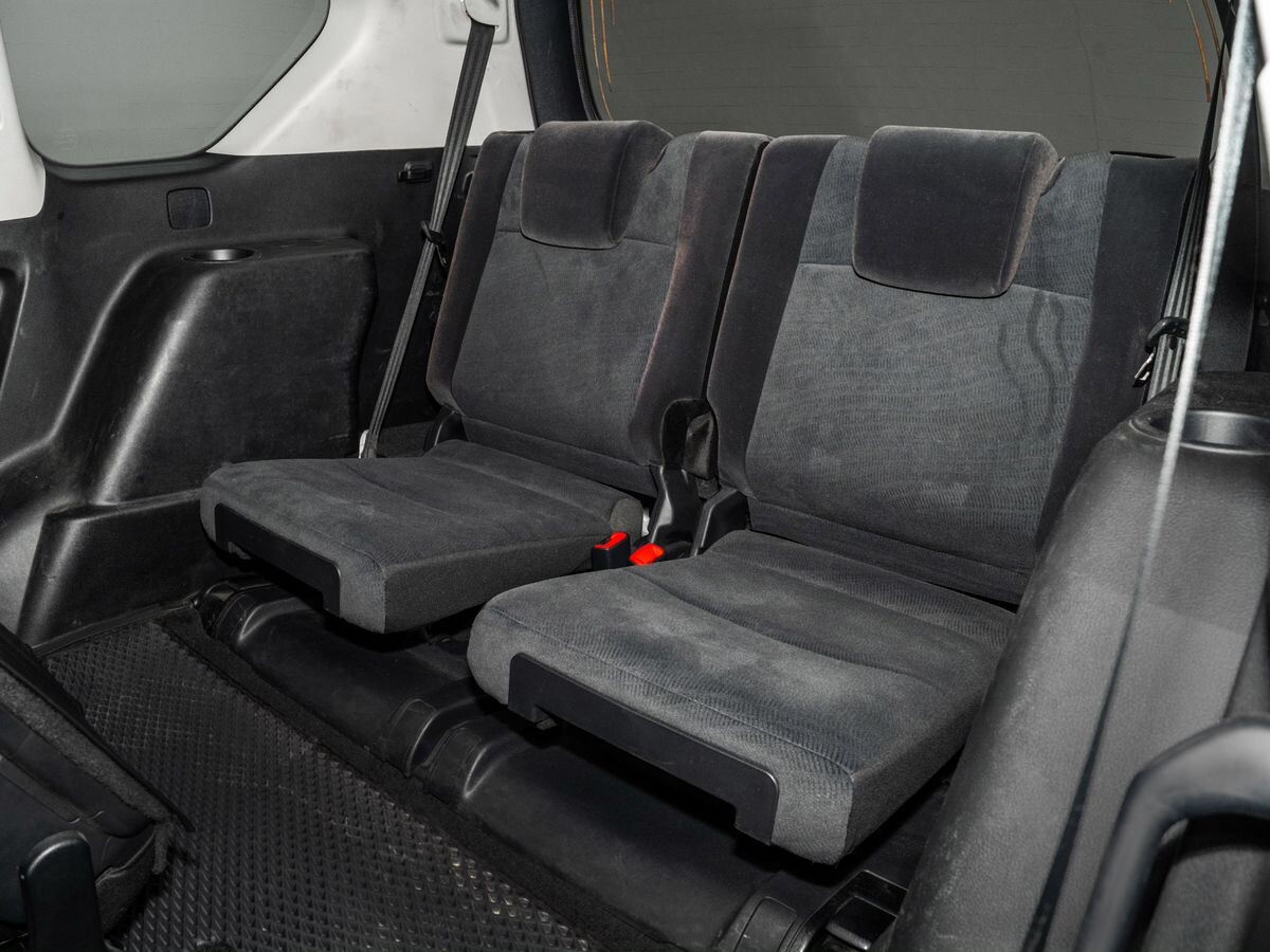 Toyota Land Cruiser Prado 2019 - фото автомобиля